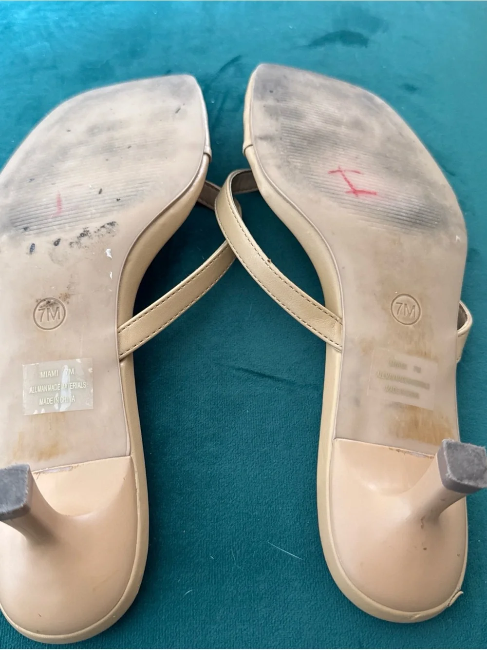 Beige Square-Toe Kitten Heel Thong Sandals Cushionaire Miami